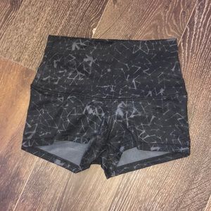 Lululemon “boogie” shorts, size 6. Black pattern